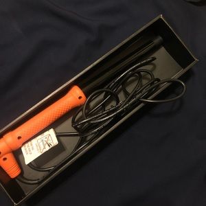 curling iron/ wand
